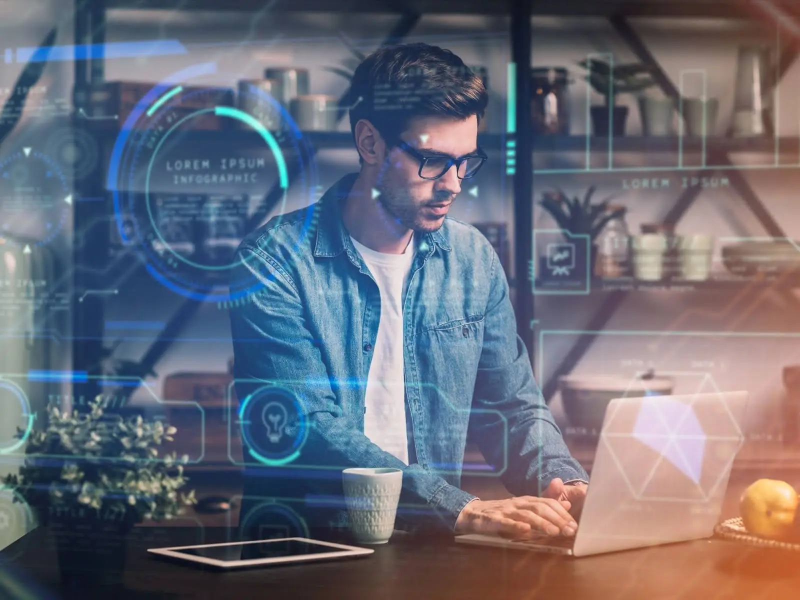 Persona realizando anuncios de Google Ads en México con AI Max.
